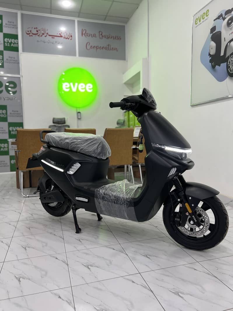 Evee S1 Electric Scooter 10