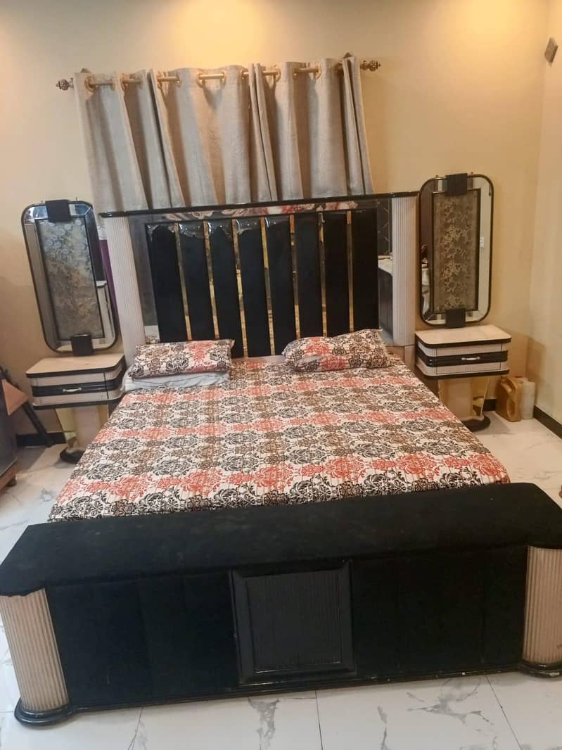 king double bed with dressing 0