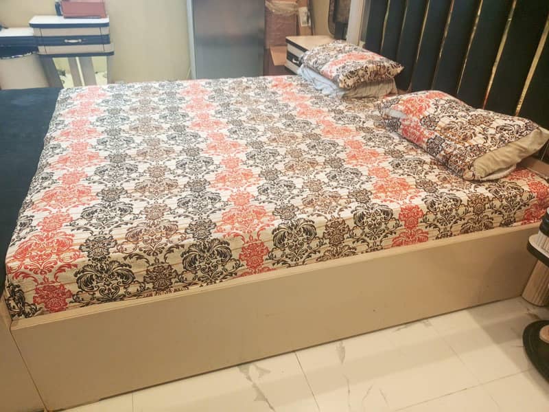 king double bed with dressing 2