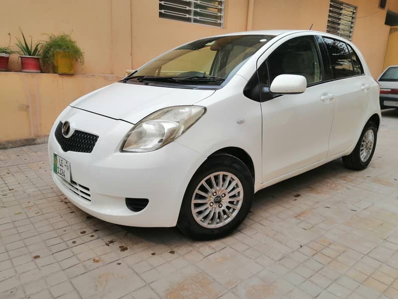 toyota vitz - Cars - 1108122195