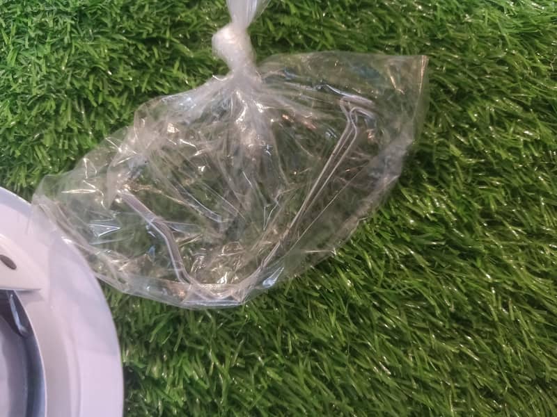 ceiling light holder 5