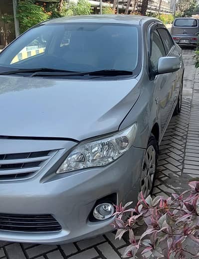 TOYOTA COROLLA GLI 2011 LIMITED EDITION MEDIUM SILVER.