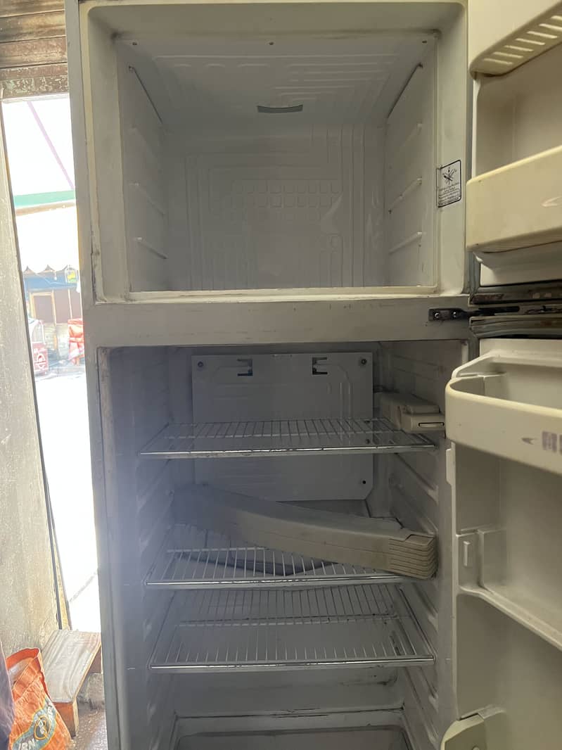 Dawlance fridge 1
