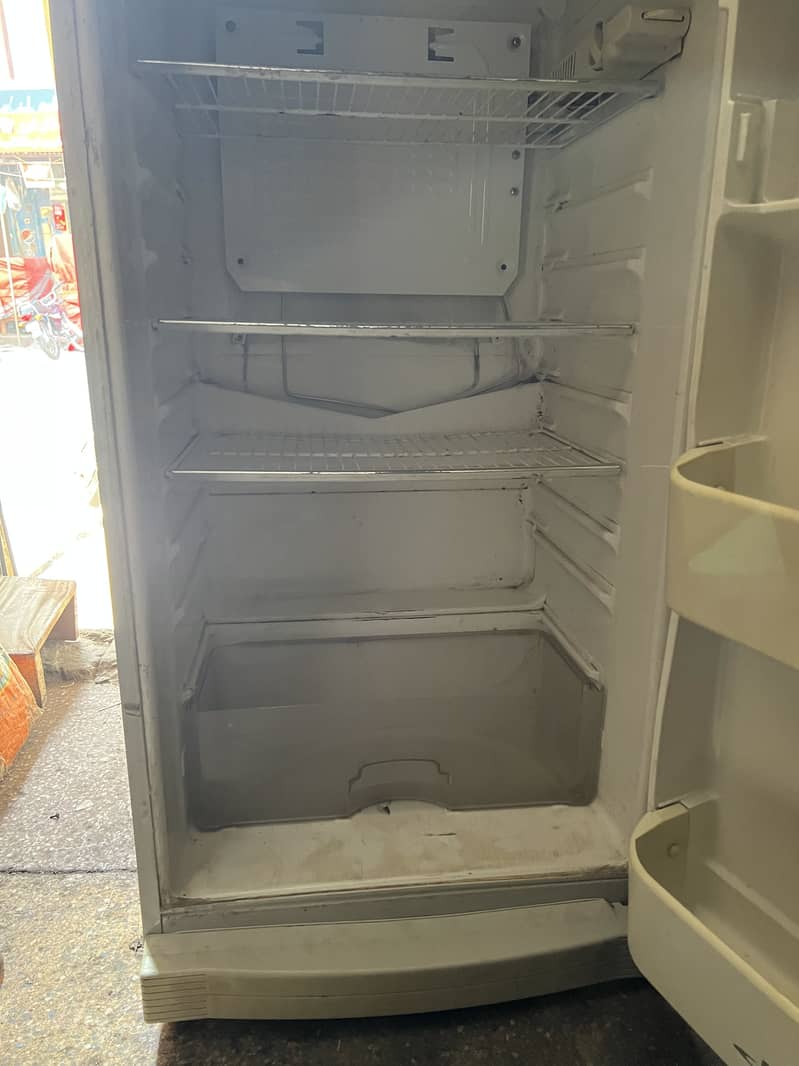 Dawlance fridge 2