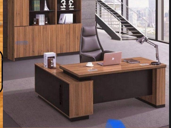 Executive table/office Table /boss Table 0