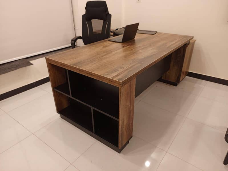 Executive table/office Table /boss Table 2