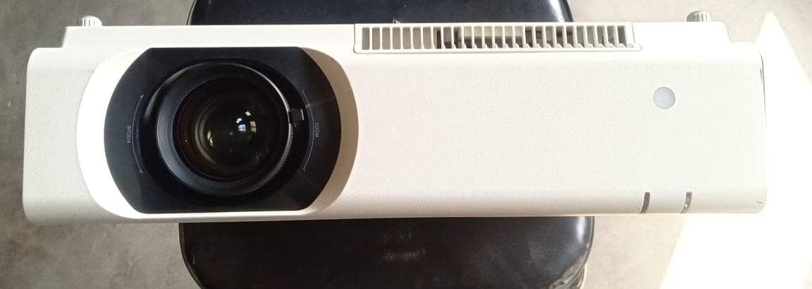 Multimedia Projector 1