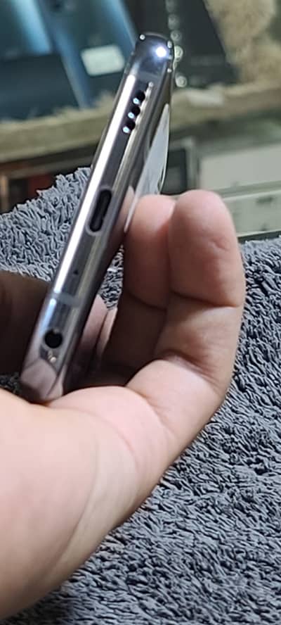 LG G7ThinQ pta approved snapdragon 845 GB 4.64 condition new 10 by 10