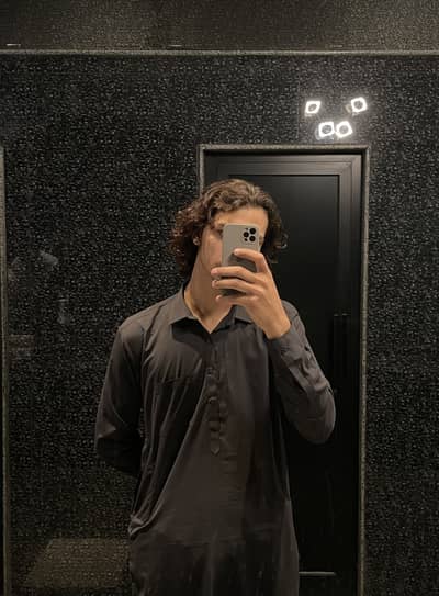 M UZAIR