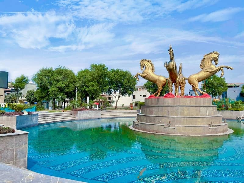 Prime Location 5 Marla Residential Plot Up For sale In Park View City - Pearl Block 18