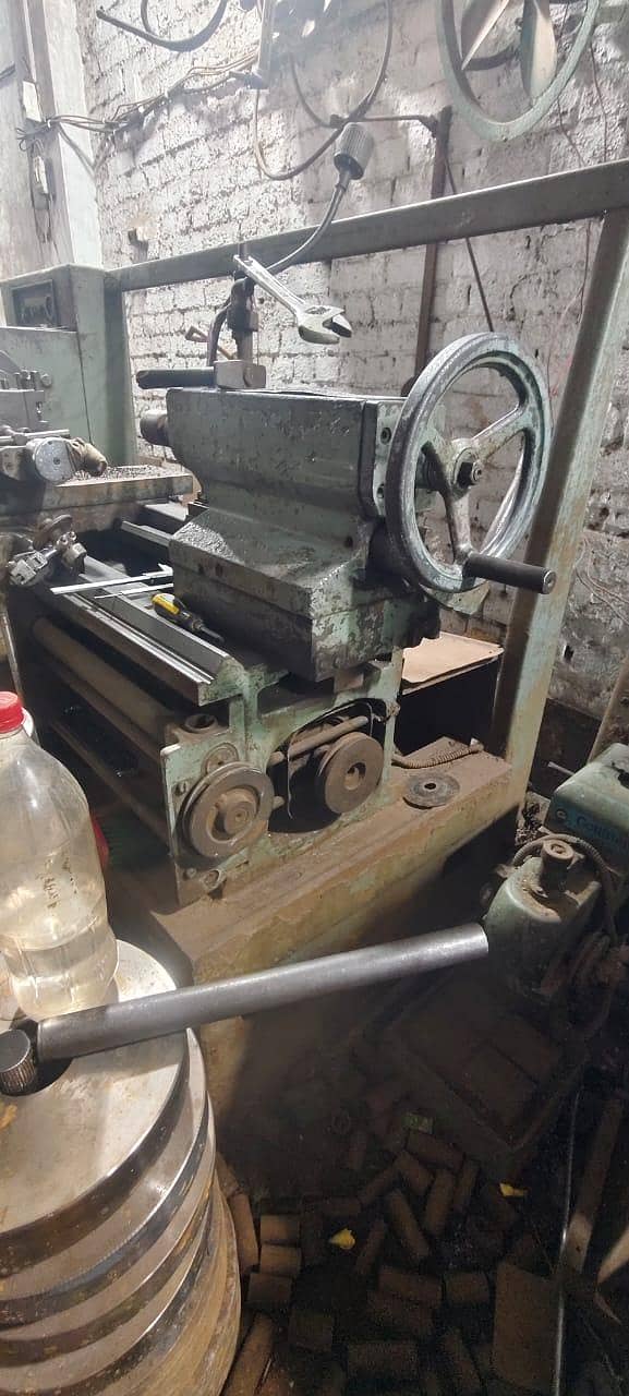 Imported Lathe Machine 3