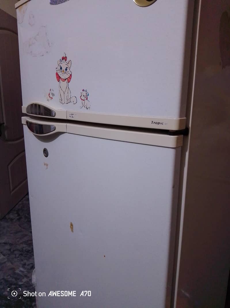 refrigerator 0