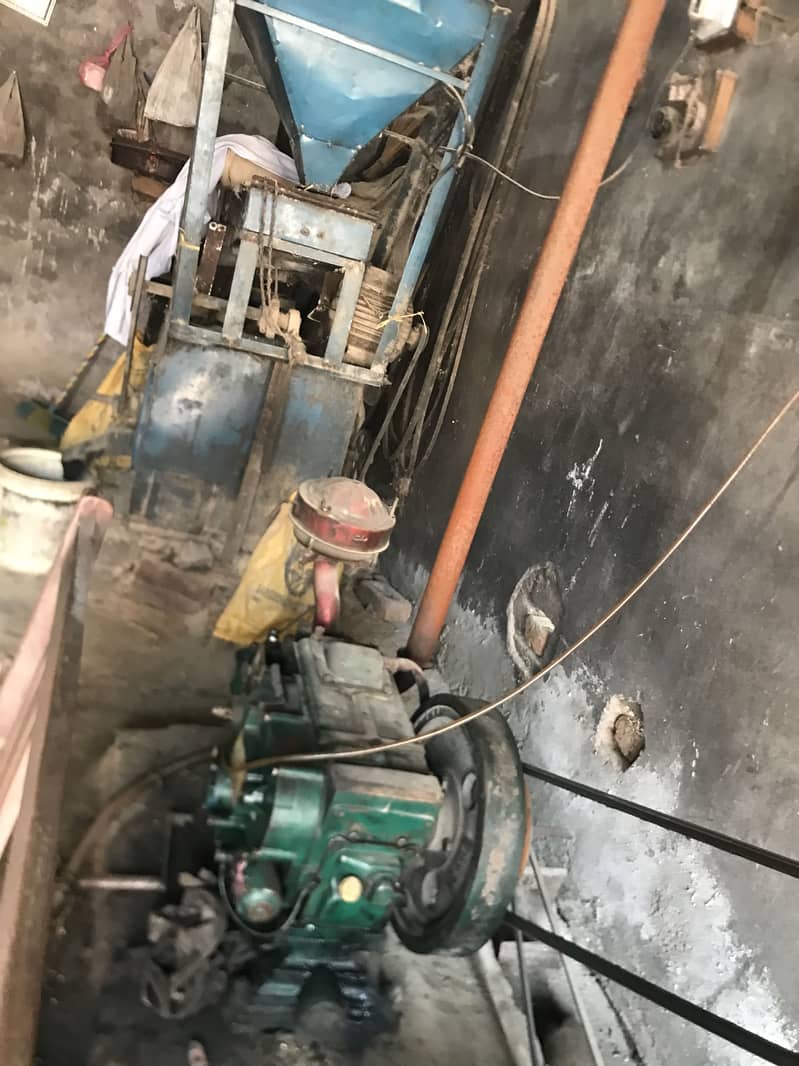 Atta chaki machine in working condition 2