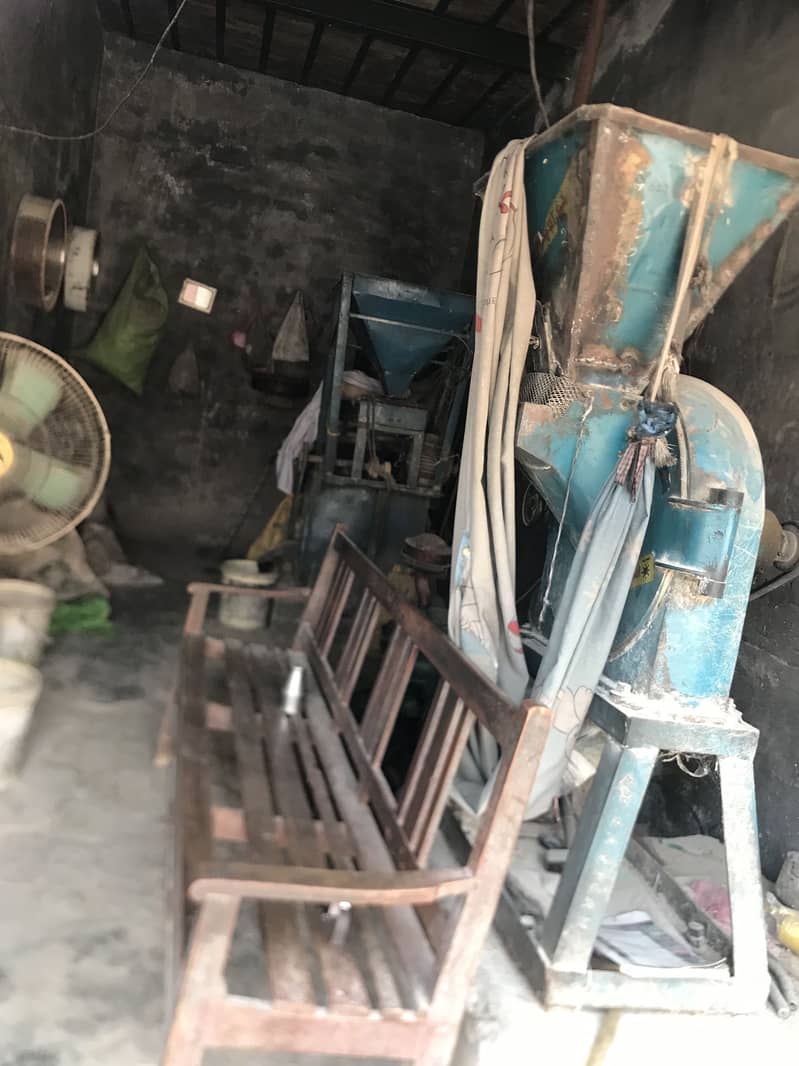 Atta chaki machine in working condition 3