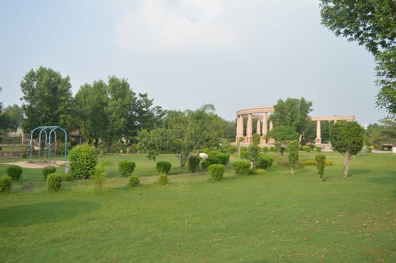 05 Marla Most Beautiful Prime Location Plot With Possession For Sale In Block N 6