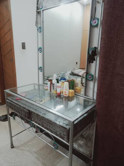 iron dressing table for sale