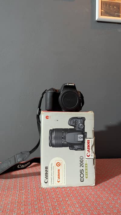 Canon EOS 200D With 3 lenses Boxes include