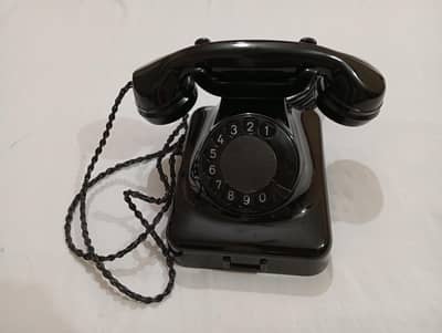 Vintage Rotary Telephones - Classic Antique Landline Phones - Collect