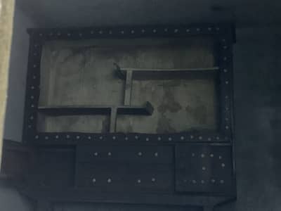 Wood showcase for sale 0:3:0:0:0:8/5,6/7;0)8