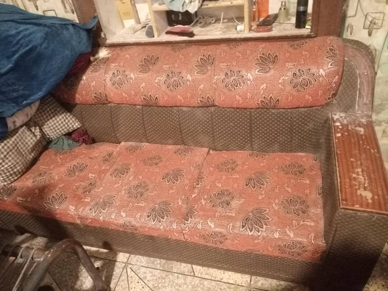 Used Sofa 1