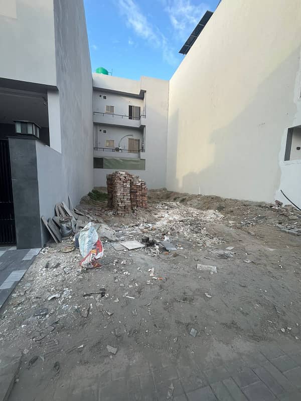 5 Marla Plot For Sale In Etihad Town Block E 3