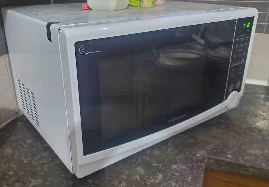 microwave 0