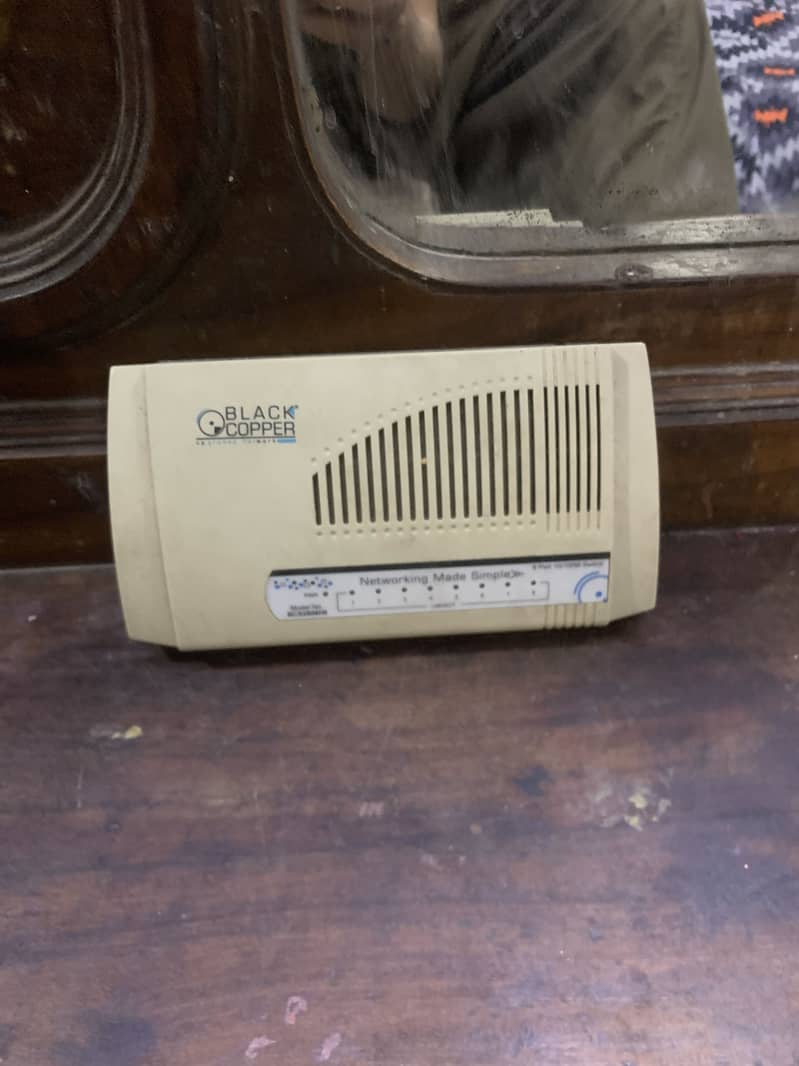 Black copper  Network switch 9