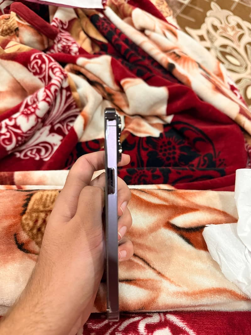 Iphone 14 pro max 3