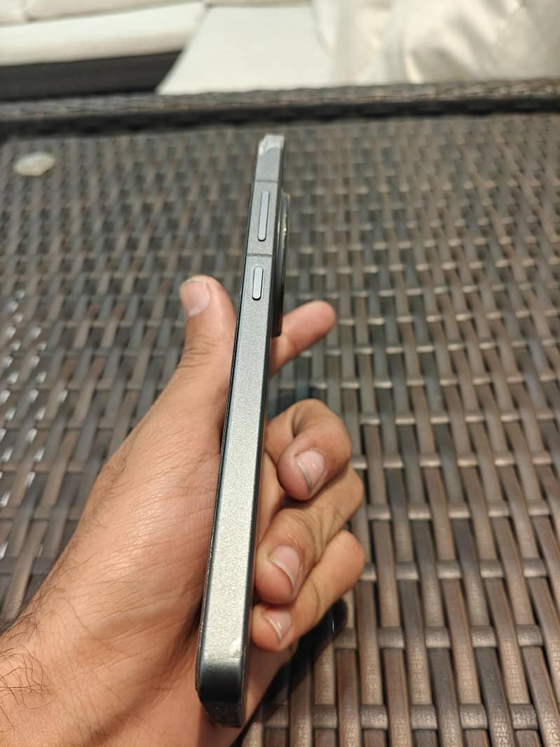 OnePlus 13R US model 4