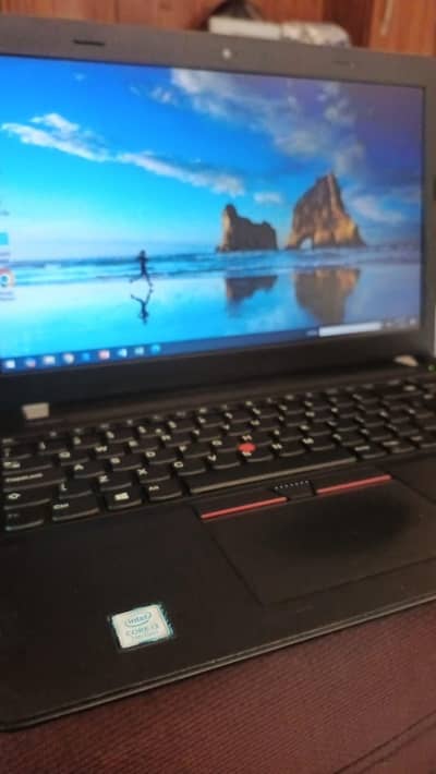 Lenovo Thinkpad i3 7th generation