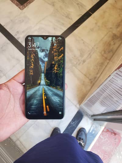 Vivo 8gb ram 256gb rom 10/10 condition with box