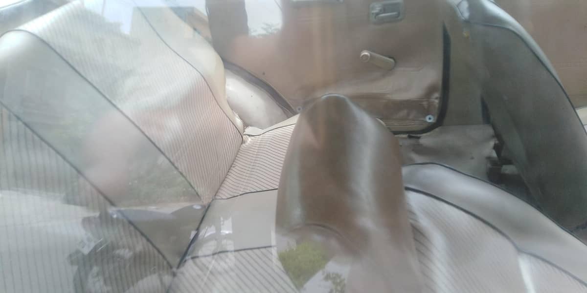 I'm selling my fx car tube less tyer no work only waring work recored ...