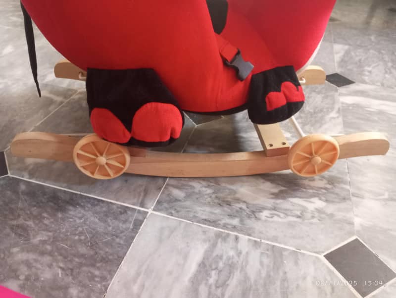 Rocking Mickey Mouse 2