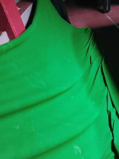 One side used snooker cloth 72/72