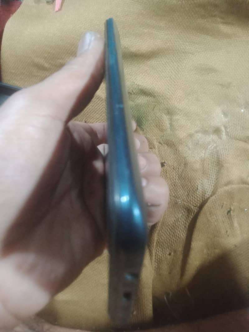 10 by 9  ram 4 memory 64 2