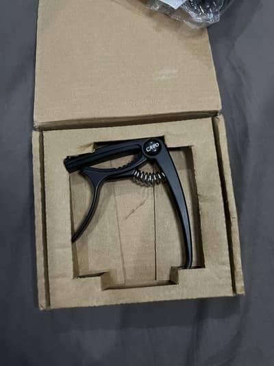 Guitar belt/ Capo/ Mini pedal/ Phaser