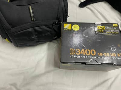 Nikon D3400 (18-55 VR Kit) with extra lens 70-300mm