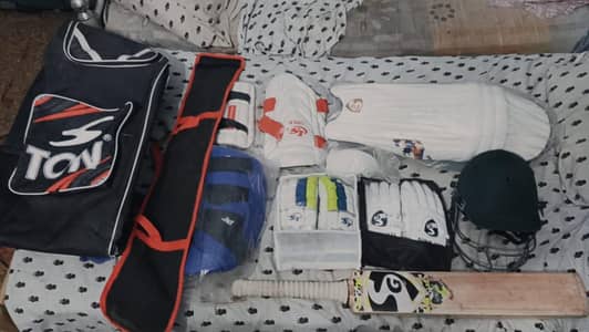 CRICKET KIT 15 DAY USED 1.5 MONTH OLD BAT