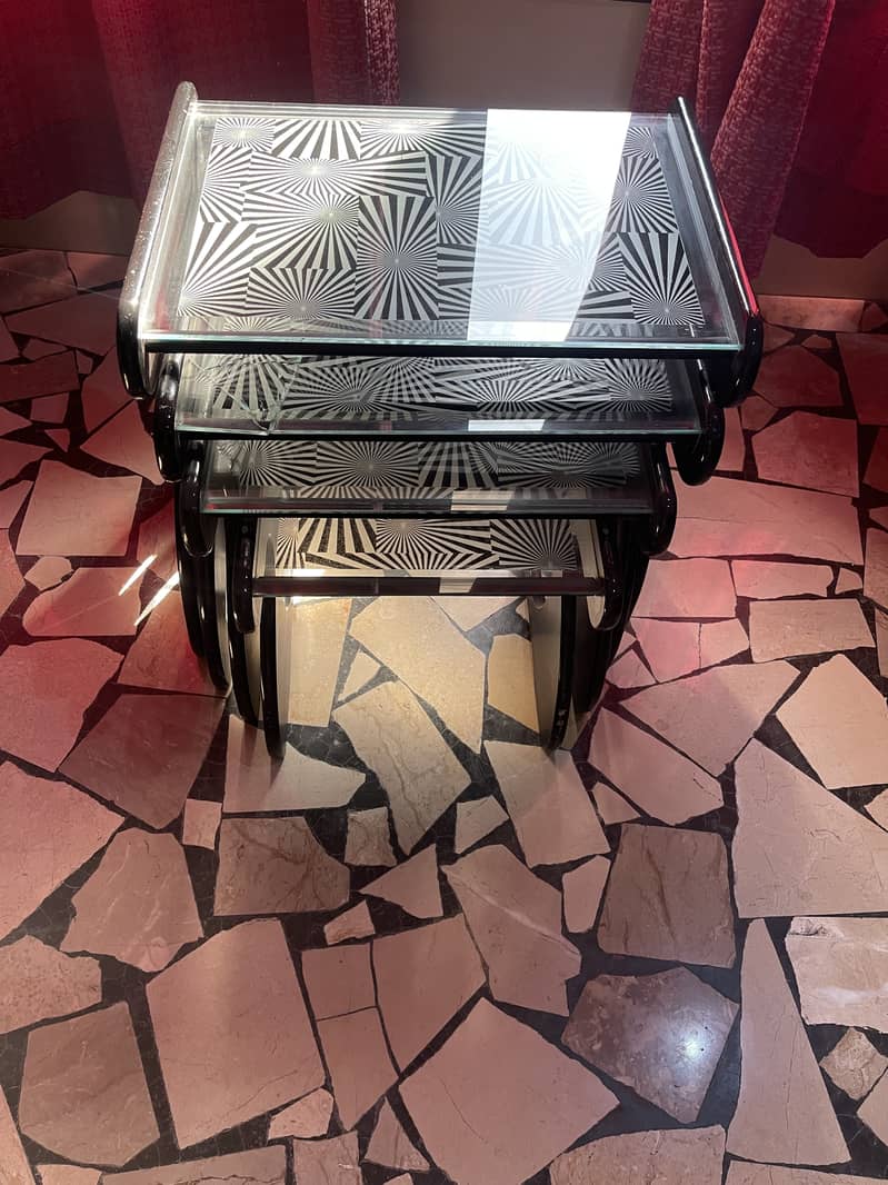 Mirror table of casual used 3