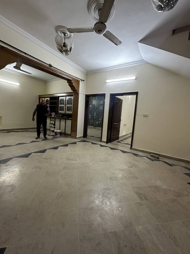 Ground Portion For Rent - Portions & Floors - 1108280047