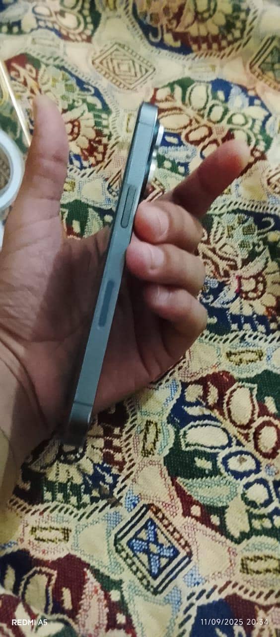 iPhone 13pro jv 1