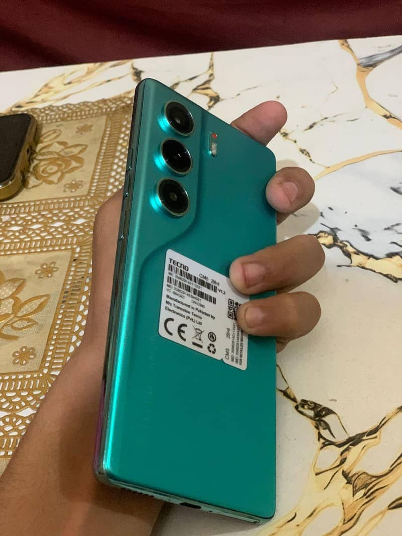 Tecno Camon 40 3