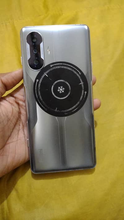 Redmi k40 gaming edition 12/256  No Exchange