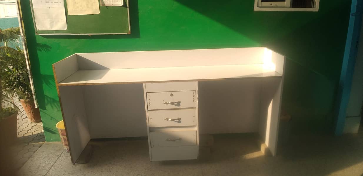 office Reception Table 0