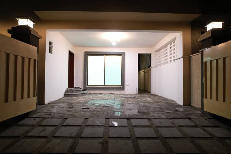 Get In Touch Now To Buy A 266 Square Yards House In Askari 6 Karachi 6