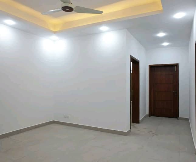 Get In Touch Now To Buy A 266 Square Yards House In Askari 6 Karachi 11