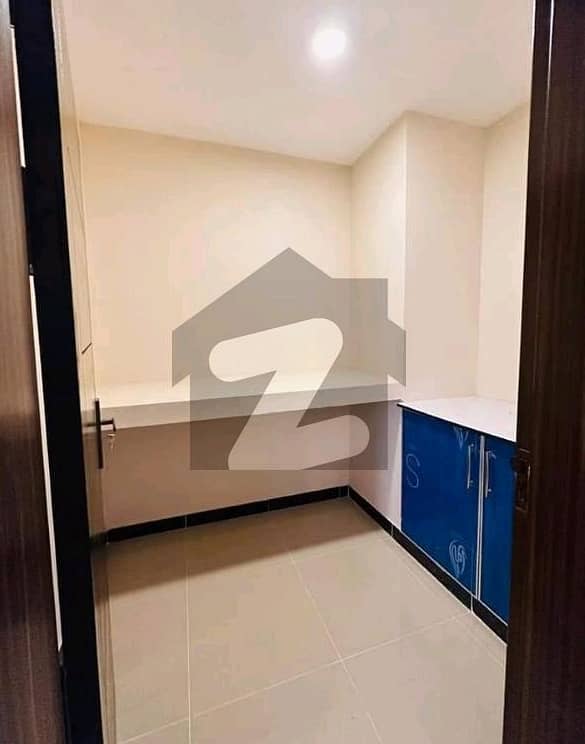 Get An Attractive Flat In Karachi Under Rs. 41500000 17