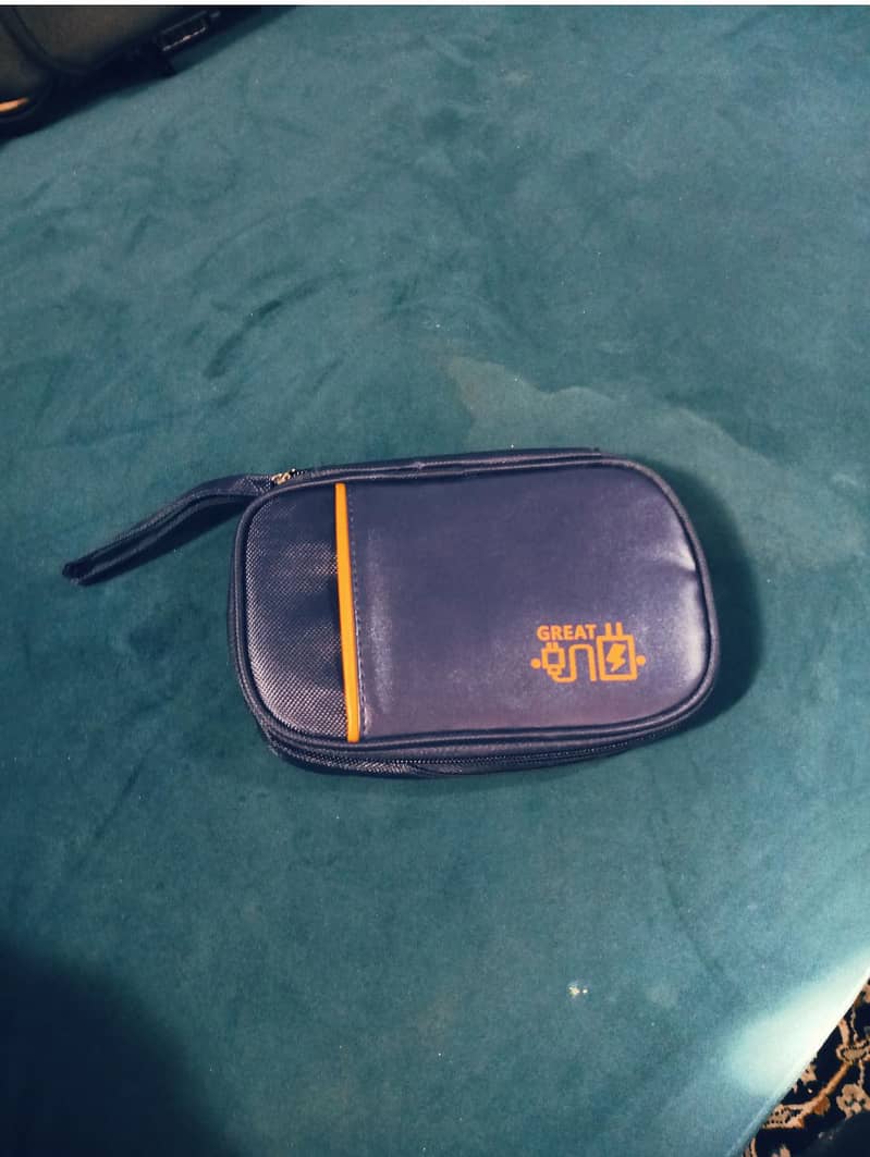 IMPORTED HAND BAGS 2