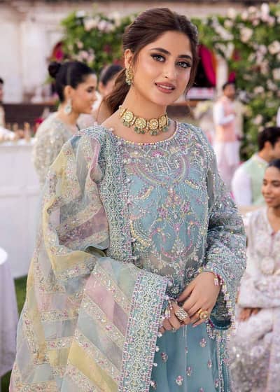 Party Wear se Casual tak: Heavy Embroidery Lawn Cotton Suits Sale!