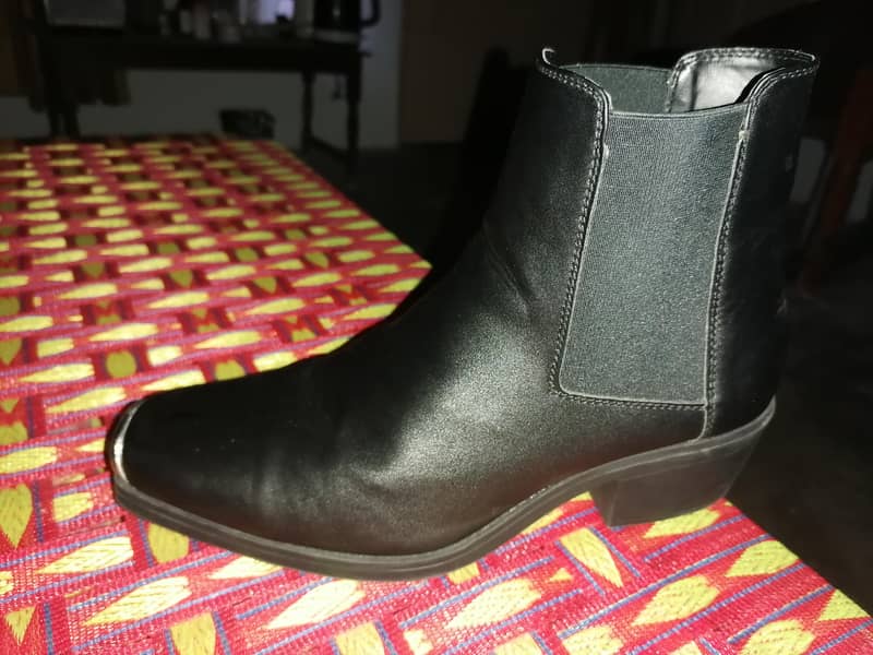 Asoos Boots 0